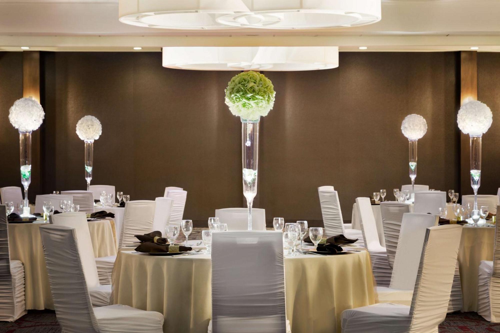 Doubletree By Hilton Hotel Toronto Airport West Mississauga Buitenkant foto