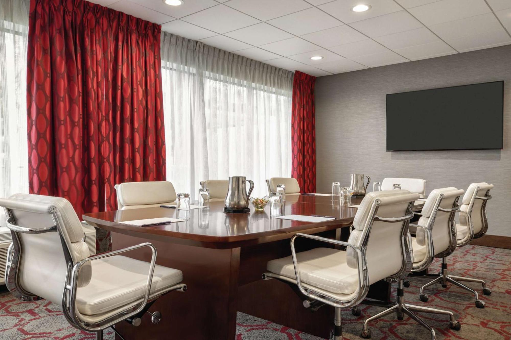 Doubletree By Hilton Hotel Toronto Airport West Mississauga Buitenkant foto