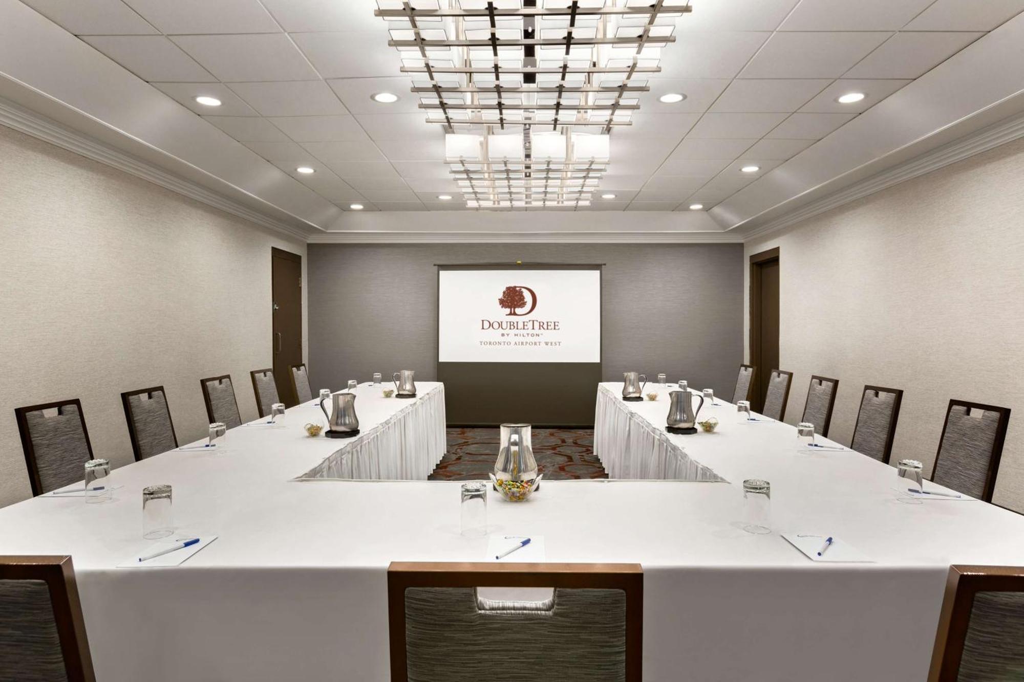 Doubletree By Hilton Hotel Toronto Airport West Mississauga Buitenkant foto