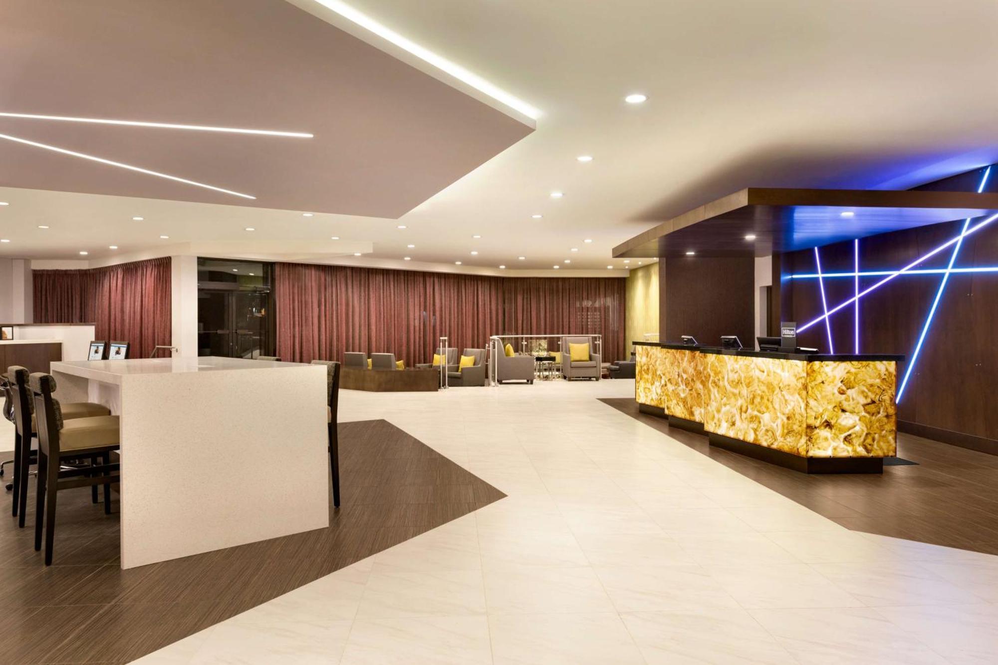 Doubletree By Hilton Hotel Toronto Airport West Mississauga Buitenkant foto